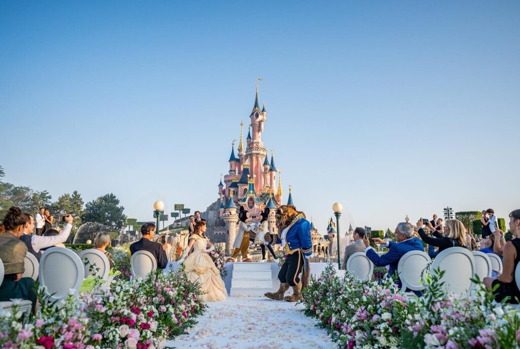 couple mariage disneyland-paris